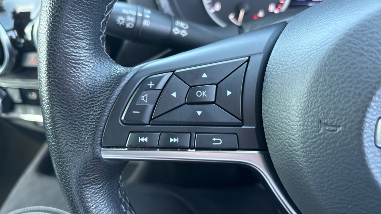 Nissan Juke 1.0 DiG-T 114 Tekna+ 5dr Petrol Hatchback